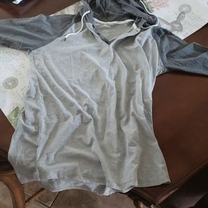 NWOT Raglan longsleeve shirt with Hoodie US Large